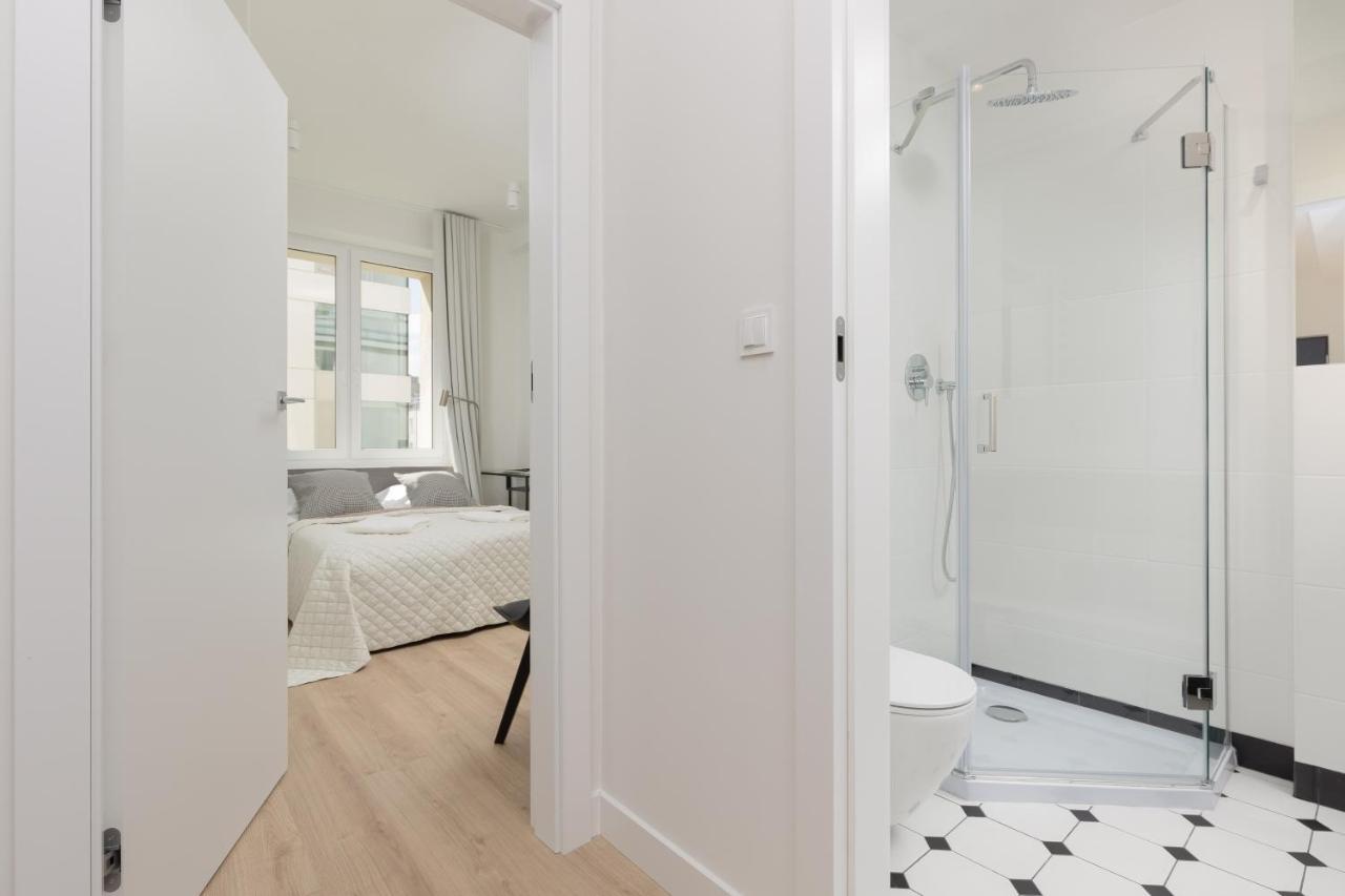 Fashionable City Center Apartment By Noclegi Renters Varsóvia Exterior foto