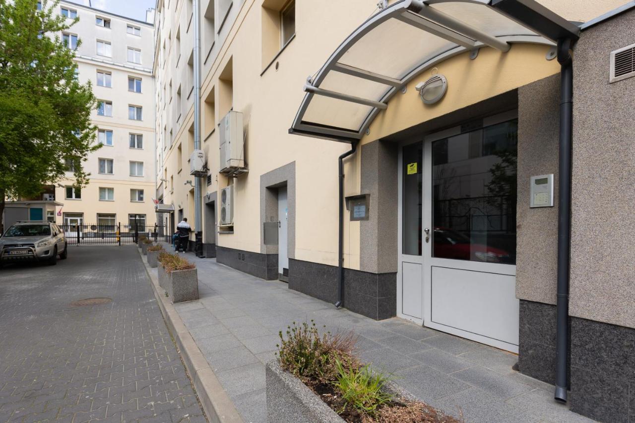 Fashionable City Center Apartment By Noclegi Renters Varsóvia Exterior foto